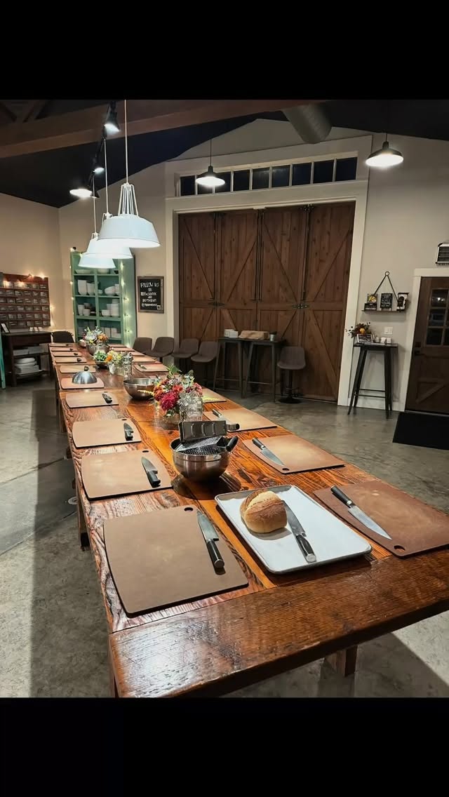 We are hosting the perfect winter date night tonight! Friday night Pasta Class 6-9pm, our trained chefs will walk you and your date through the making of 3 pastas. Your evening will conclude gathered around our barn wood table enjoying all the hand made pasta. Leave with nourishment and a new skill in the kitchen. We have 4 spots open. Website link above to register or call us at 503-746-3030
#datenight❤️ #cookingclasses #pdx #farmtotable #pdxfood