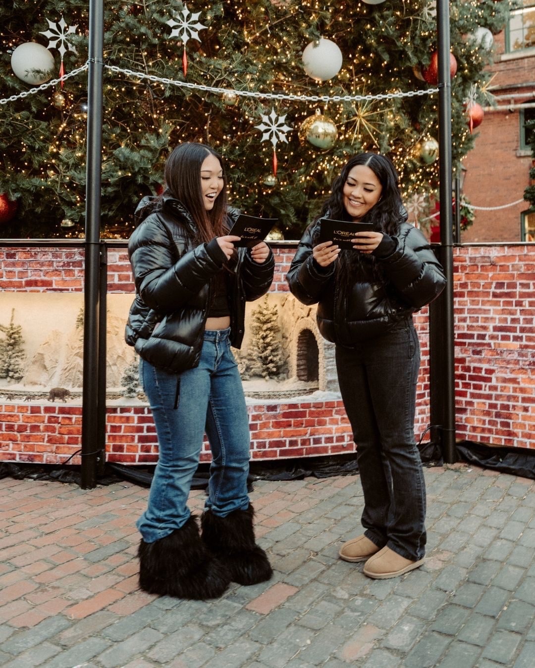 ‘Tis the season to feel worth it. ✨
⠀⠀⠀⠀⠀⠀⠀⠀⠀
From the sparkle of the tree to the laughter echoing through the cobblestone streets, this year’s Distillery Winter Village presented by @lorealparis celebrates joy, connection, and the power of women — Because We’re All Worth It.
⠀⠀⠀⠀⠀⠀⠀⠀⠀
💌 Stop by the L’Oréal Paris Cabin to pick a custom “Worth It” greeting card for someone special and enter for a chance to win one of three L’Oréal Paris Holiday Essentials (valued at $220) — the perfect gift for the season of sparkle.
⠀⠀⠀⠀⠀⠀⠀⠀⠀
🗓️ Visit now and experience the enchantment firsthand. Plan your visit at thedistillerywintervillage.com, linked in bio.
⠀⠀⠀⠀⠀⠀⠀⠀⠀
#DistilleryWinterVillage #TorontoChristmasMarket #DistilleryTO @lorealparis #WorthIt