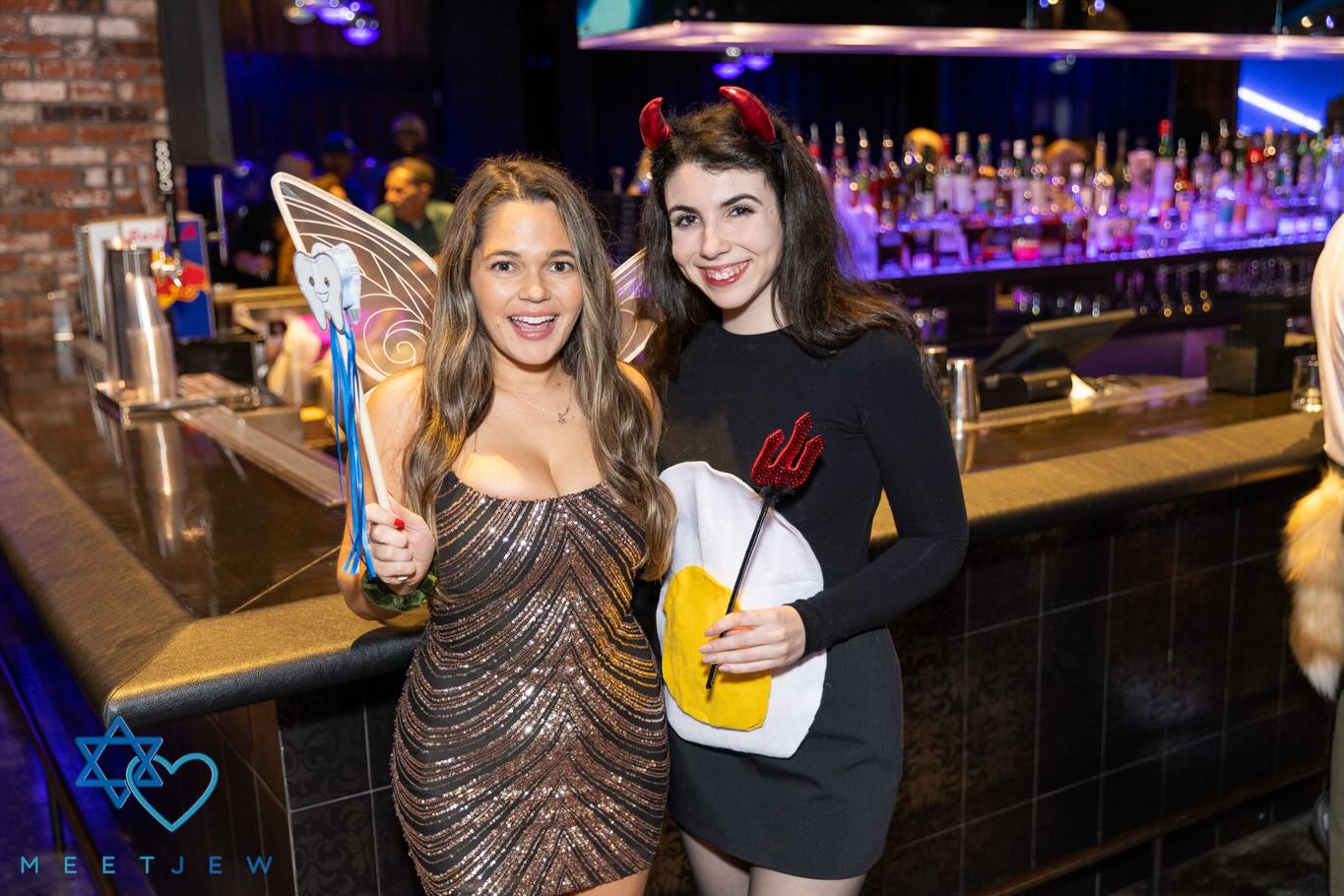 SAN DIEGO WE LOVE YOU! ๐
Thank you to the 400 of you that partied all night with us! Thatโs like a 1000+ person party in NYC, we put the San Diego Jewish community on the map!๐
One of the most electric events weโve ever had with the modern-day Haman being eliminated right as Purim starts - this party was literally historic and biblical! ๐ฎ๐ฑ๐บ๐ธ
We could have easily danced, partied, and celebrated our freedom till 6 in the morning. What a euphoric night! ๐ฅ
Big S/O to @hardrocksd @207sd @lgndrygroup @coastaltribe.sd @chaivekayam @the.jwp @sd.jewtribe @jyn_kalazan @j.tux_ @zdenola @parisiengourmandises @hamitbach_streetfood @mission.bagel @burekasbox @lindsaybspector @maya.satnick who all had a role in making this legendary night happening! ๐ซถ๐ผ
๐ธ: @nobetternamesleft
Sign up for our newsletter to hear about our future events - LINK IN BIO! ๐๐ผ